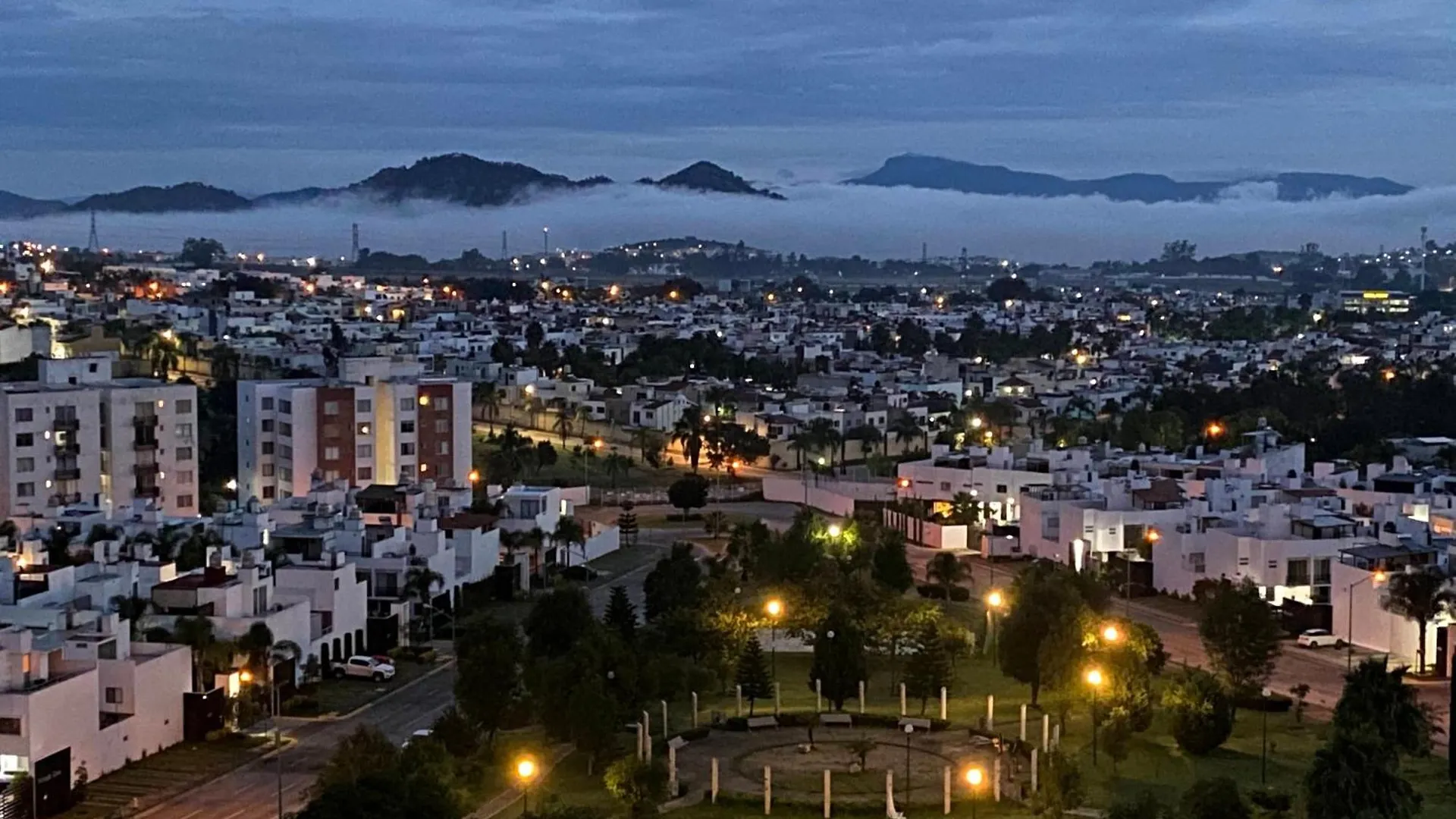 Kamp alanı Chalet Saint Lawrence Gdl Otel Guadalajara