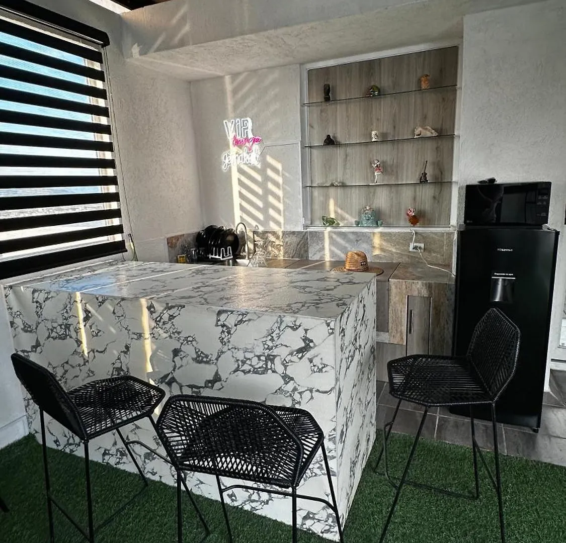 Chalet Saint Lawrence Gdl Otel Guadalajara